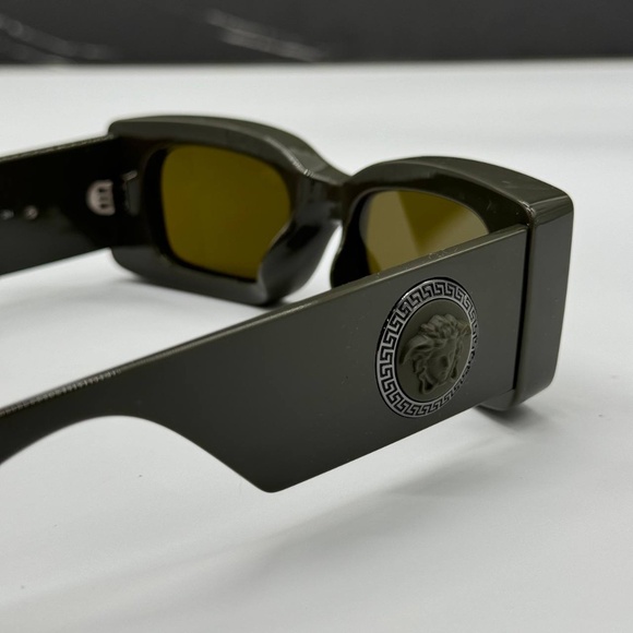 NEW MOD 4474U 5491/73 VERSACE GREEN GREY SQUARE VE4474U 549173 UNISEX SUNGLASSES - Picture 8 of 11